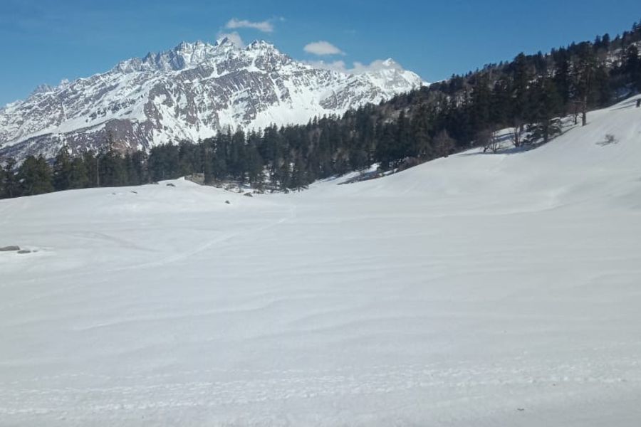 Camping at Winter Kuari Pass Trek