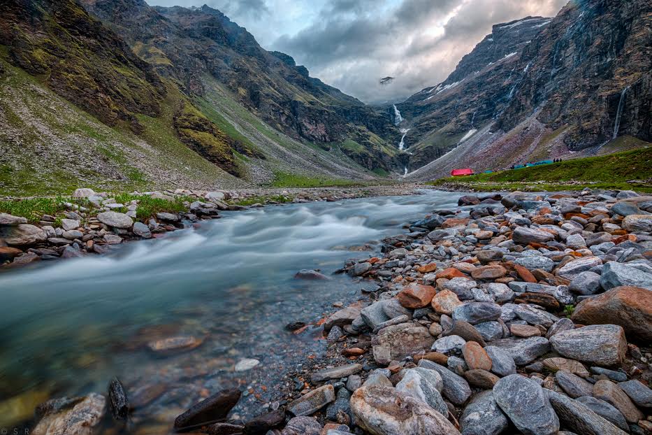 Rupin Pass Majestic waterfalls of Rati Pheri Indiahikes